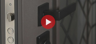 Стальная дверь   Дравит с окном и лазерной резкой (терморазрыв 3к). Заказная модель.