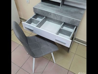 Косметический стол Инстайл СТ-01 (Мебелони)