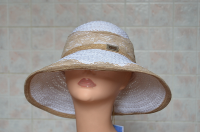 shlyapa-s-kruzhevnymi-polyami-italiya-zhenskaya-letnyaya-kupit