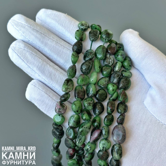 Цоизит с корундом галтовка 8-12 мм, цена за нить 19 см