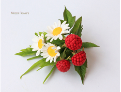 Заколка/брошь "Ромашки & Малина".