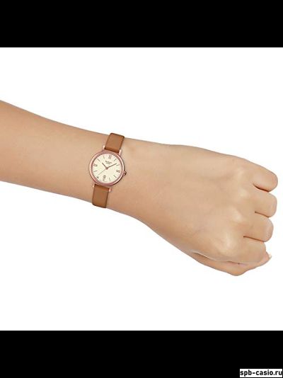 Часы Casio Sheen SHE-4540CGL-9AUDF