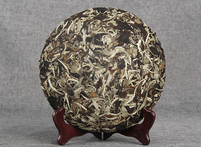 Лот 97, Лунная красота (Лунный Белый Чай с горы Jingmai)