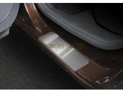 Накладки на пороги для Renault Kaptur 2016-