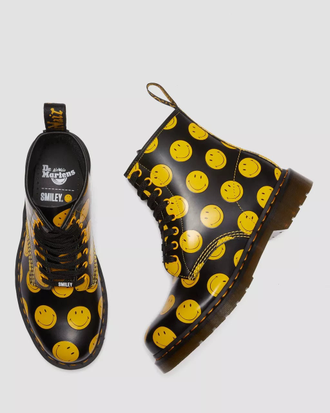 Ботинки Dr. Martens 1460 Smiley Leather Lace Up мужские