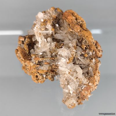 Гемиморфит, в лимоните. Мексика. 75*56*35мм