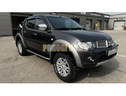Пороги на Mitsubishi L-200 (2015-…) Premium