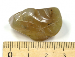 Опал жёлтый, галтовка, Перу (30*21*18 мм, 13 г) №26556