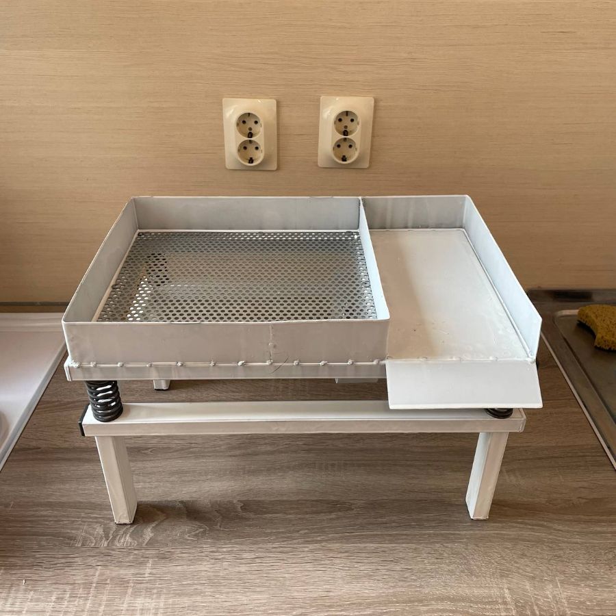 вибростолик