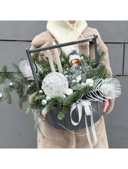 Композиция "Зимняя" с куколкой