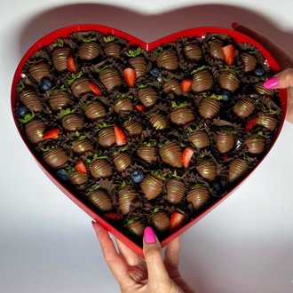 Набор клубники в шоколаде XL