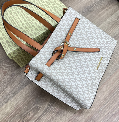 Сумка Michael Kors Emilia ACORN Medium белая