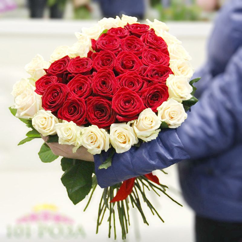 Купить букет роз от 990 ₽ в Москве от компании "Цветы оптом"
