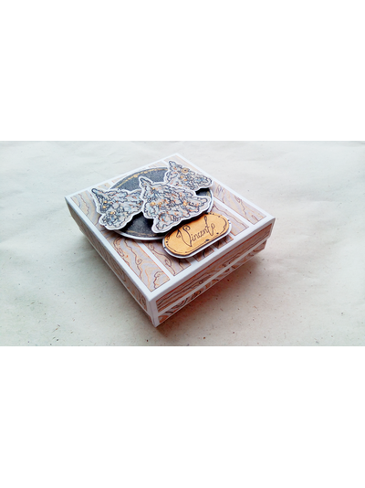 Подарочная коробочка под кулон или подвеску в стиле украшения