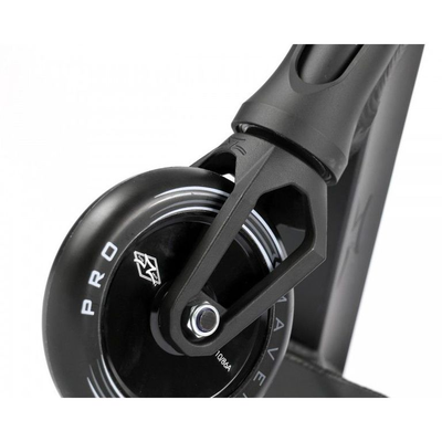 Трюковой самокат AO Maven Pro колесо