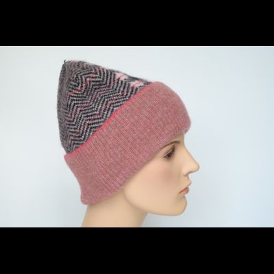 Женская шапка в клетку и зигзагом с отворотом Vizio Италия 8076 CRYO розовая