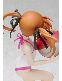 Фигурка 1/10  Наноха Такамати (Takamachi Nanoha Swimsuit Ver.)