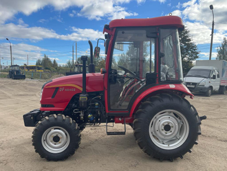 Трактор Dongfeng 404 G2 с кабиной