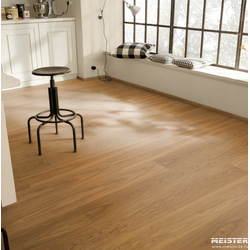 Паркетная доска Meister Дуб Гармония Шартенальм 8830 в интерьере