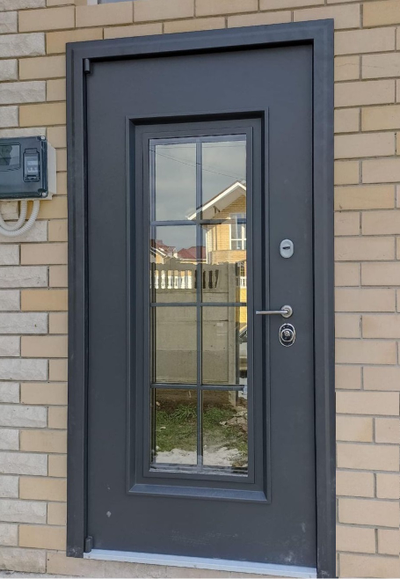 VENMAR (ВЕНМАР). НЕАПОЛЬ 100 мм/ СТАЛЬ 1,8 мм/ С КОВКОЙ ВНУТРИ СТЕКЛОПАКЕТА, МУАР СЕРЫЙ Ral 7016/ БЕЛЫЙ СОФТ