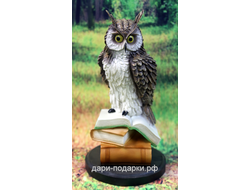 СОВА на книгах - символ мудрости! 22*14см  0,9кг   полистоун Россия 879/015017