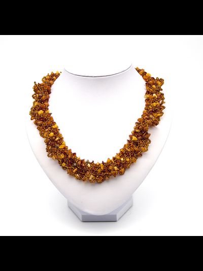 Колье из бисера и необработанного янтаря 00096