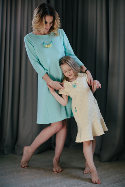 Бусы-прорезыватель из силикона Кремовые