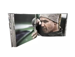 Юкон, мой ненавистный друг. Путешествие Тилля Линдеманна и его друга Джоу Келли по Аляске (с автографом Линдеманна)