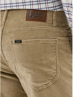 Джинсы Lee® Extreme Motion MVP Straight Taper Corduroy Pant