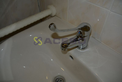 Смеситель локтевой специализированный (с длинной ручкой)