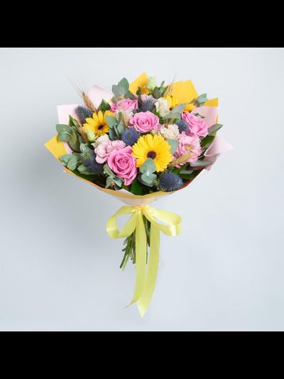 Стильный букет с герберой