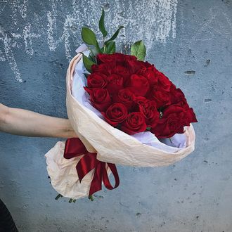 Доставка цветов в Волгограде - FLOWER34.RU - Букет из 35 роз "Эмилия"