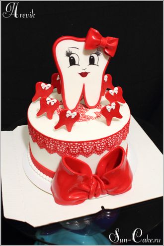 Торт красный с зубиком (3,5 кг.)