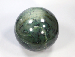 Шар Нефрит, Северный Урал (76 мм, 692 г) №18198