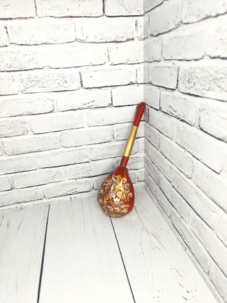 Деревянная столовая ложка Ландыш 190*60 мм красный фон