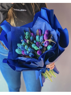 Букет с тюльпанами и кристаллами "Космос"