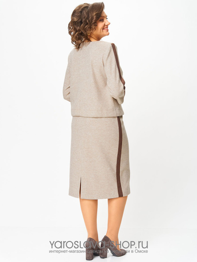 Женский трикотажный комплект-двойка бежевого цвета