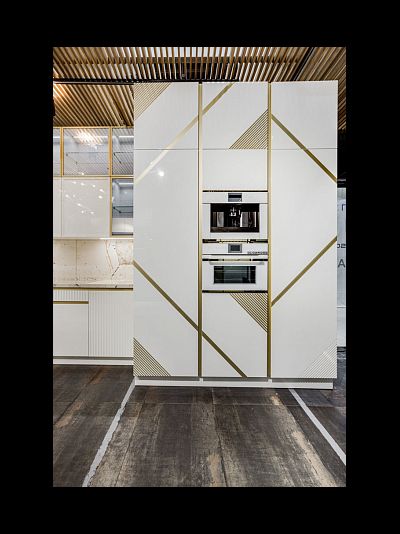 Встраиваемая кофемашина Kuppersbusch CKV 6550.0 W4 Gold