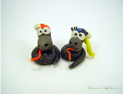 Новогодние сувениры "Змейки"