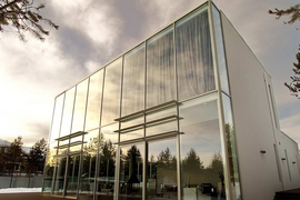 Стеклянные фасады