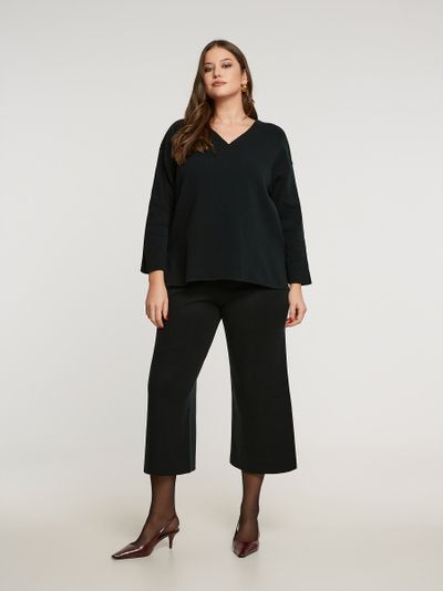 Джемпер из плотного трикотажа