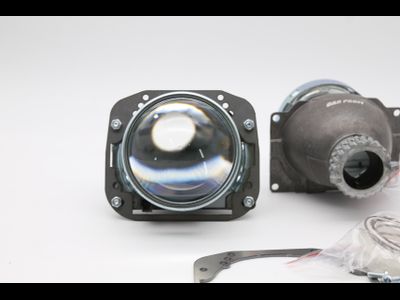 Комплект Koito Q5 D2 H4 с рамками для замены штатных ксеноновых линз автомобиля Nissan Murano Z51 (2009 - н. в. )