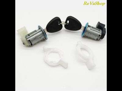 Личинки замка двери L/R Renault symbol clio 7701472806