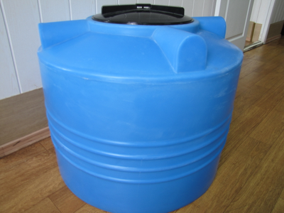 Пластиковый бак для воды 200 литров