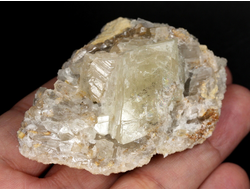 Барит прозрачный, кристаллы на породе, Россия, Северный Кавказ, КЧР, Усть-Джегутинский район (68*47*35 мм, 124 г) №35267