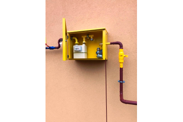 ГРПШ-10 на фасаде жилого дома