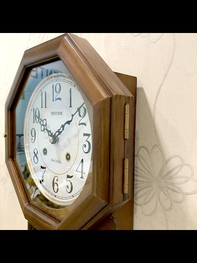 Настенные часы Rhythm CMJ586NR06