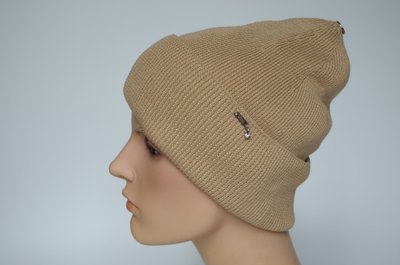 Шапка Vizio 1200 CRY с отворотом Италия бежевая