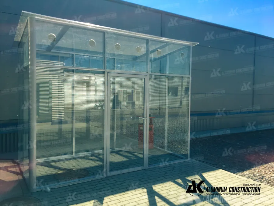 Великий Новгород, п. Лешино
ООО Сауресиг, курительный павильон