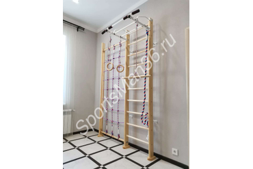 СПОРТИВНЫЙ КОМПЛЕКС KARUSSELL Adler. Цвет дерева натуральный, цвет металла белый.